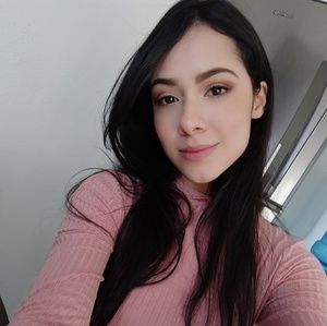 Meet your Posher, Kassandra